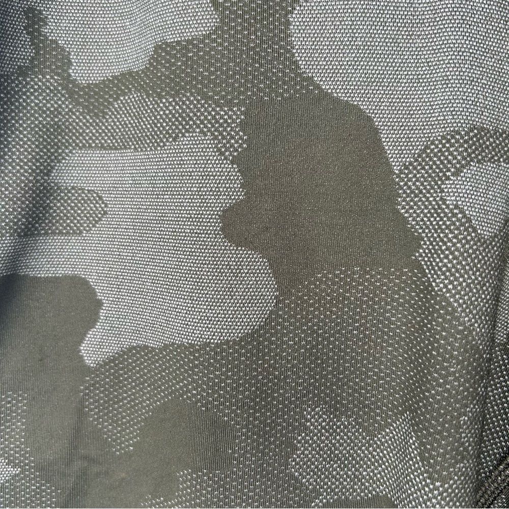 LULULEMON T.H.E. Short 7" Mesh Mesh‎ Camo Max Dark Olive Green Small - Picture 10 of 10
